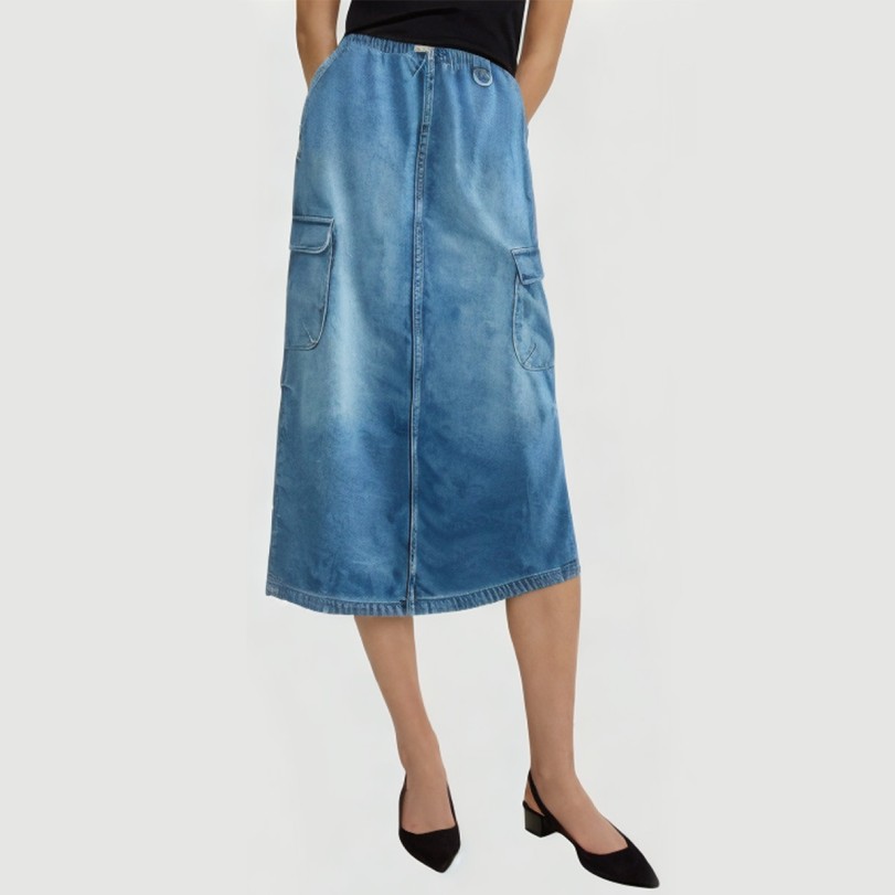 Denim blue calf-length skirt with front pockets