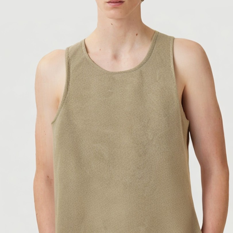 Lightweight and eco-friendly men's fitness vest - Image 5
