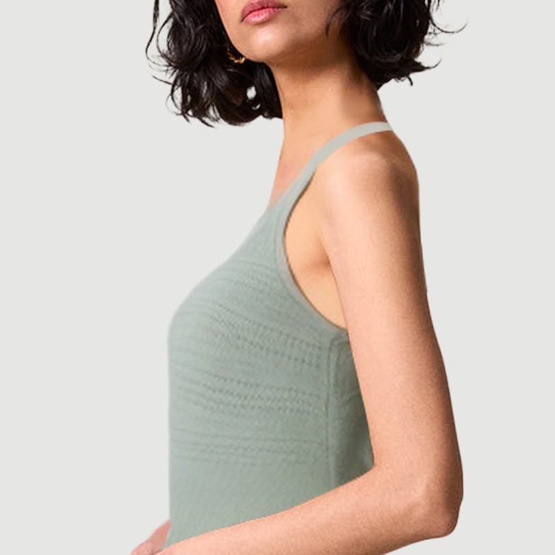 French knitted hollow sleeveless sexy long skirt - Image 7