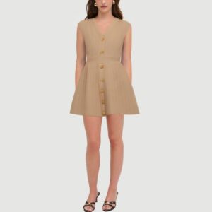 V-neck single-breasted slim-fit knit dress