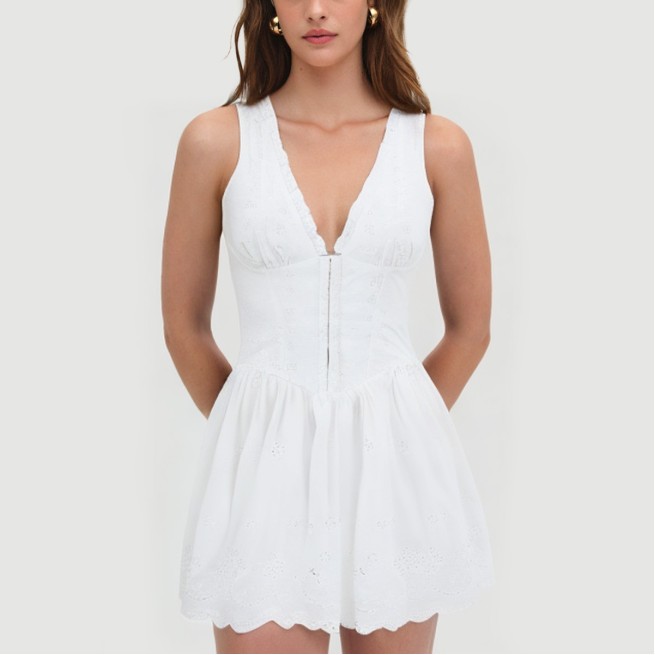 White embroidered V-neck dress - Image 6